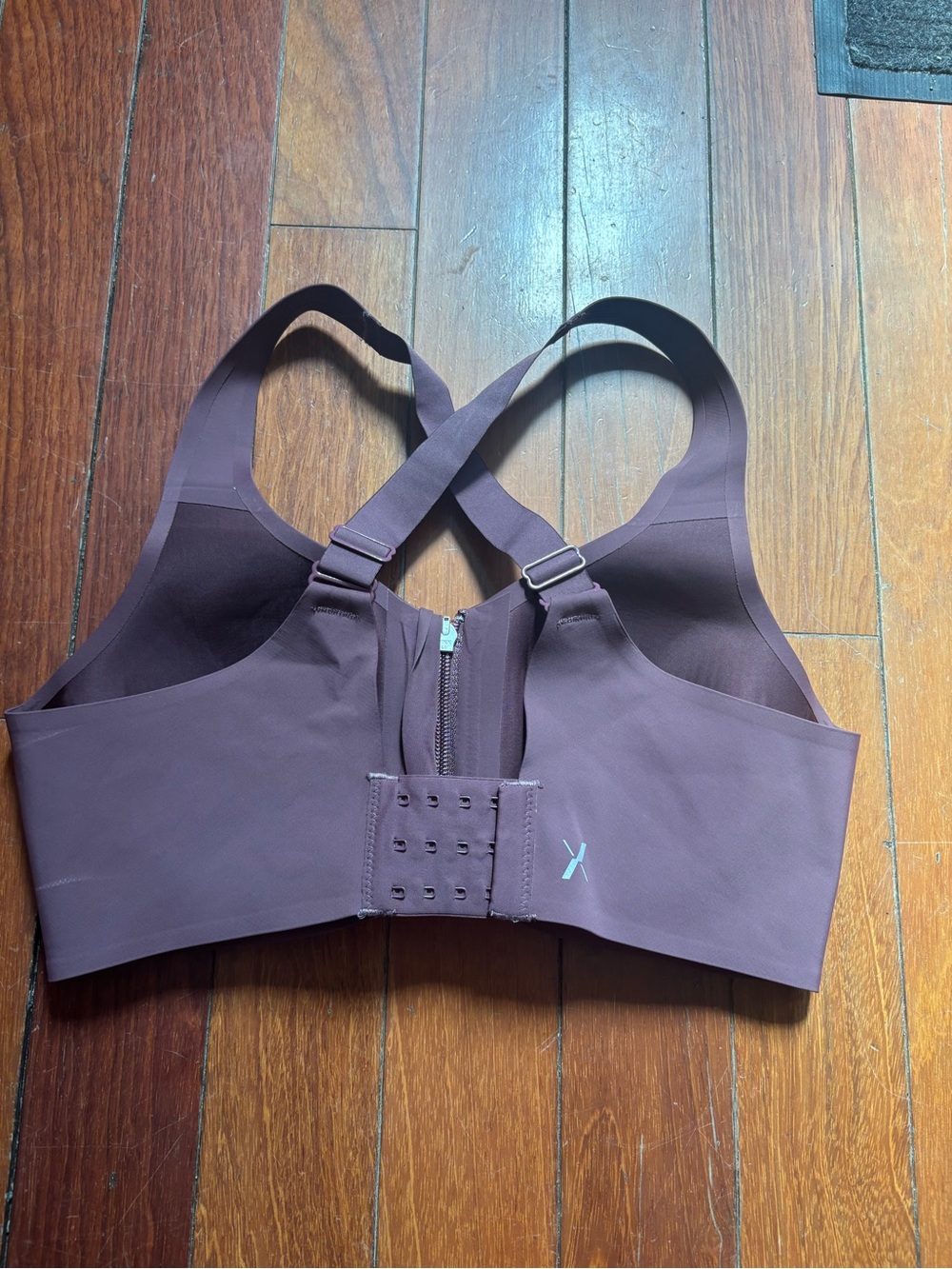 Knix Catalyst Front Zip Sports Bra Purple Size 4 32C, 32D, 34C, 34D - Picture 3 of 6